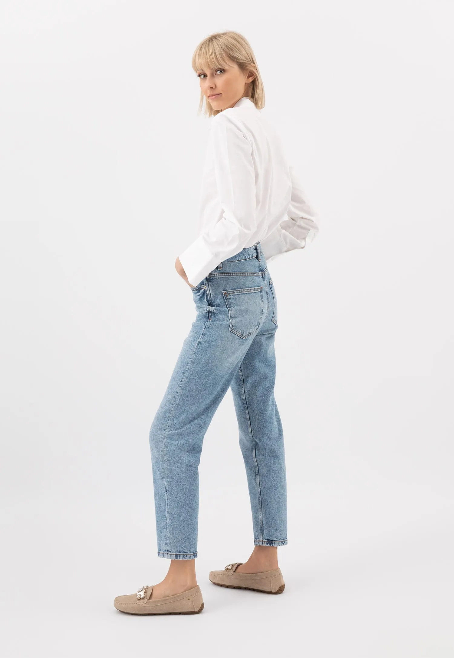 Wojas Beige Leather Loafers with Crystal Details | 4620864 Capitol Plain Toe Canvas Oxfords