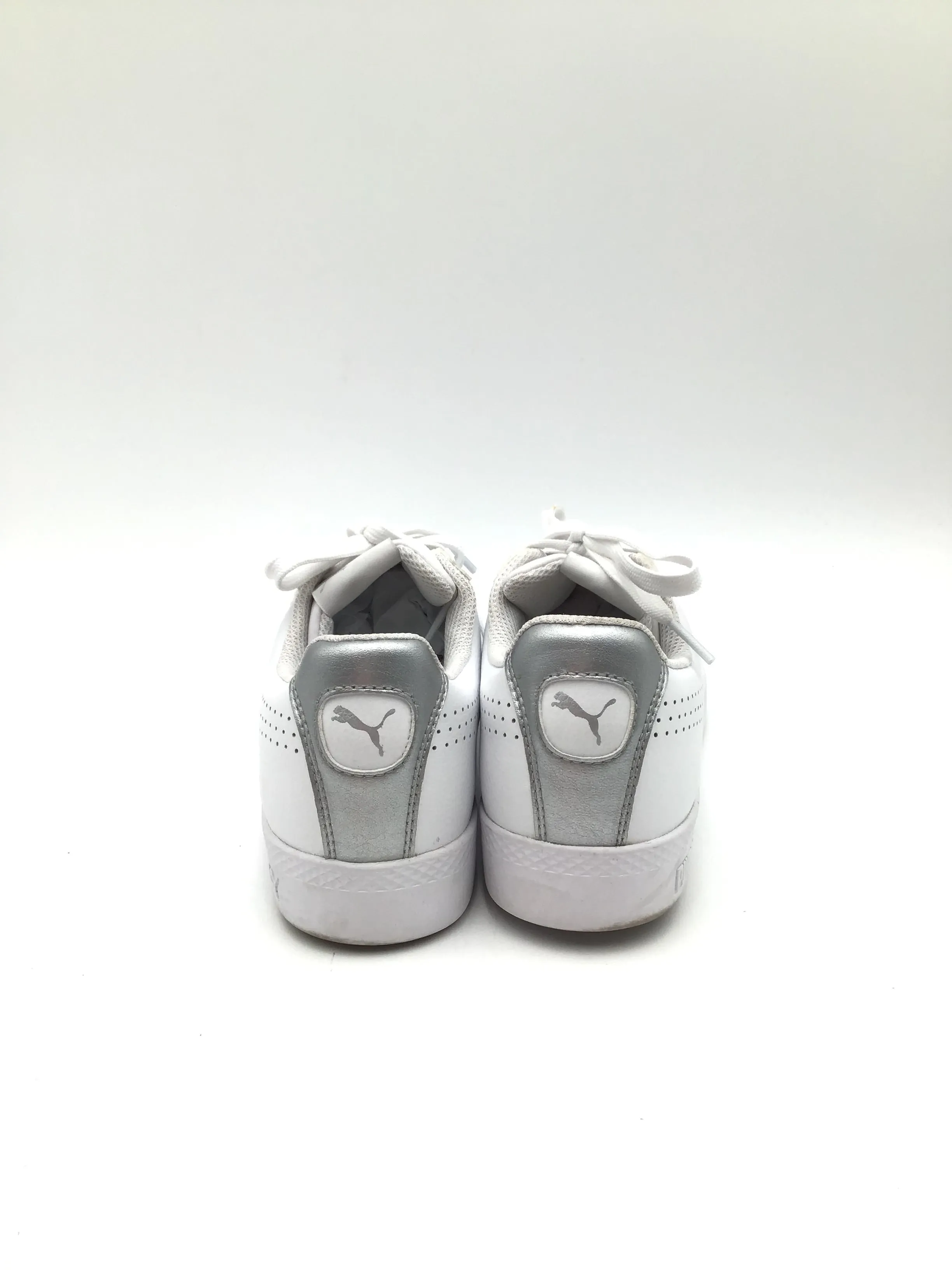 Shoes Athletic By Puma In White, Size: 7.5 Puma Shoes Party Wear