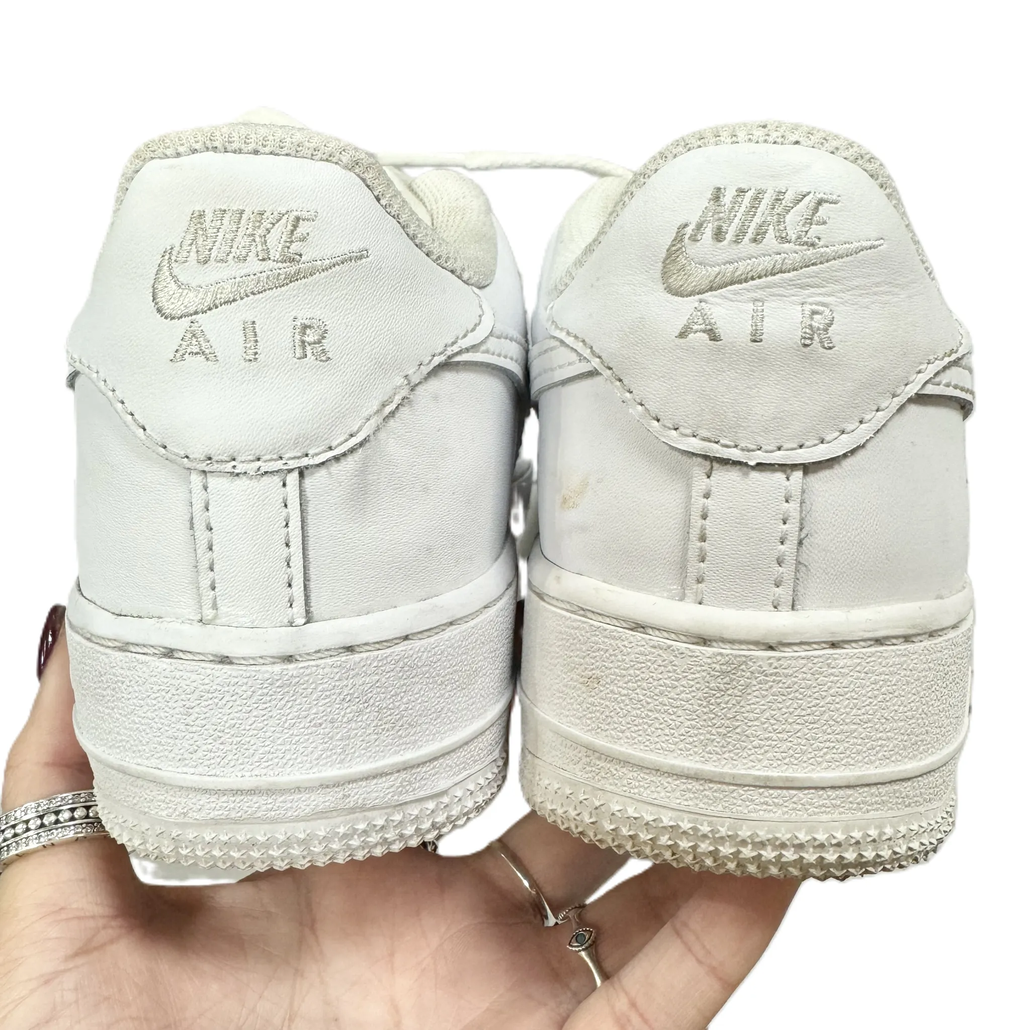 Asics Casual Shoes Shoes Sneakers By Nike In White, Size: 8