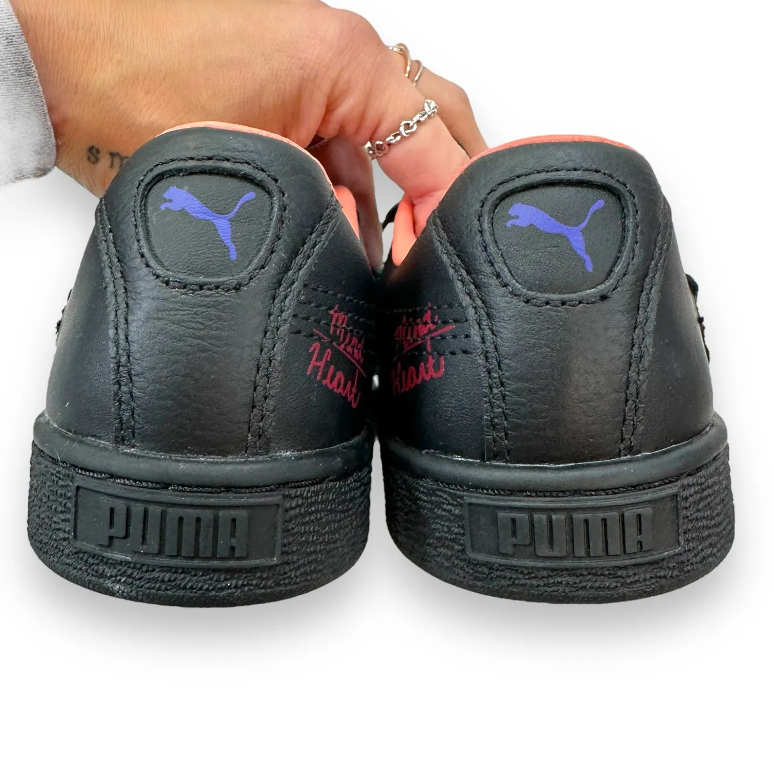 Shoes Sneakers By Puma In Black, Size: 6 Puma Shoes Shoe Carnival