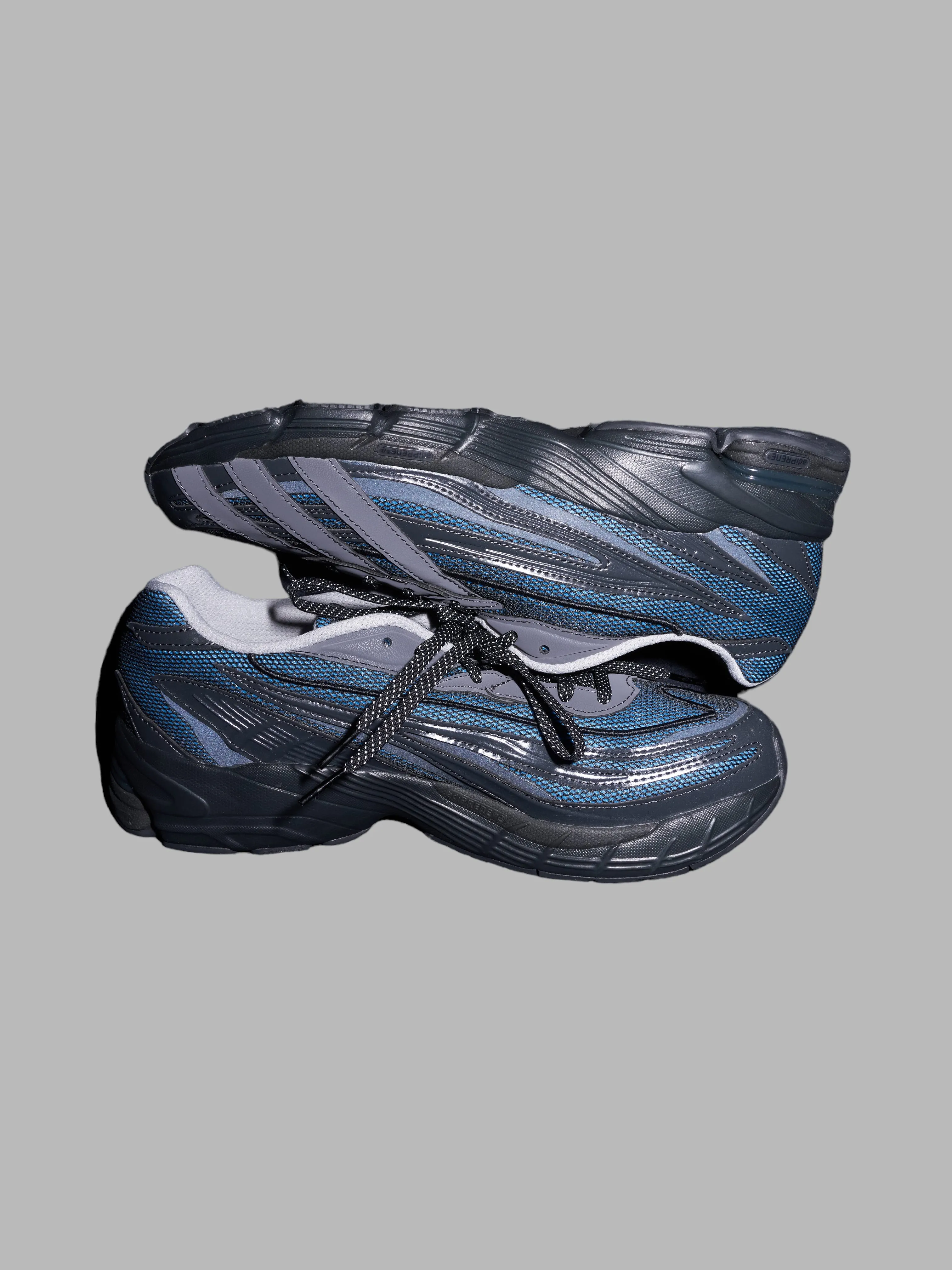 Adidas Nmd R1 Shoes Adidas Originals dark blue orketro sneakers - mens US size 9 blue carbon black