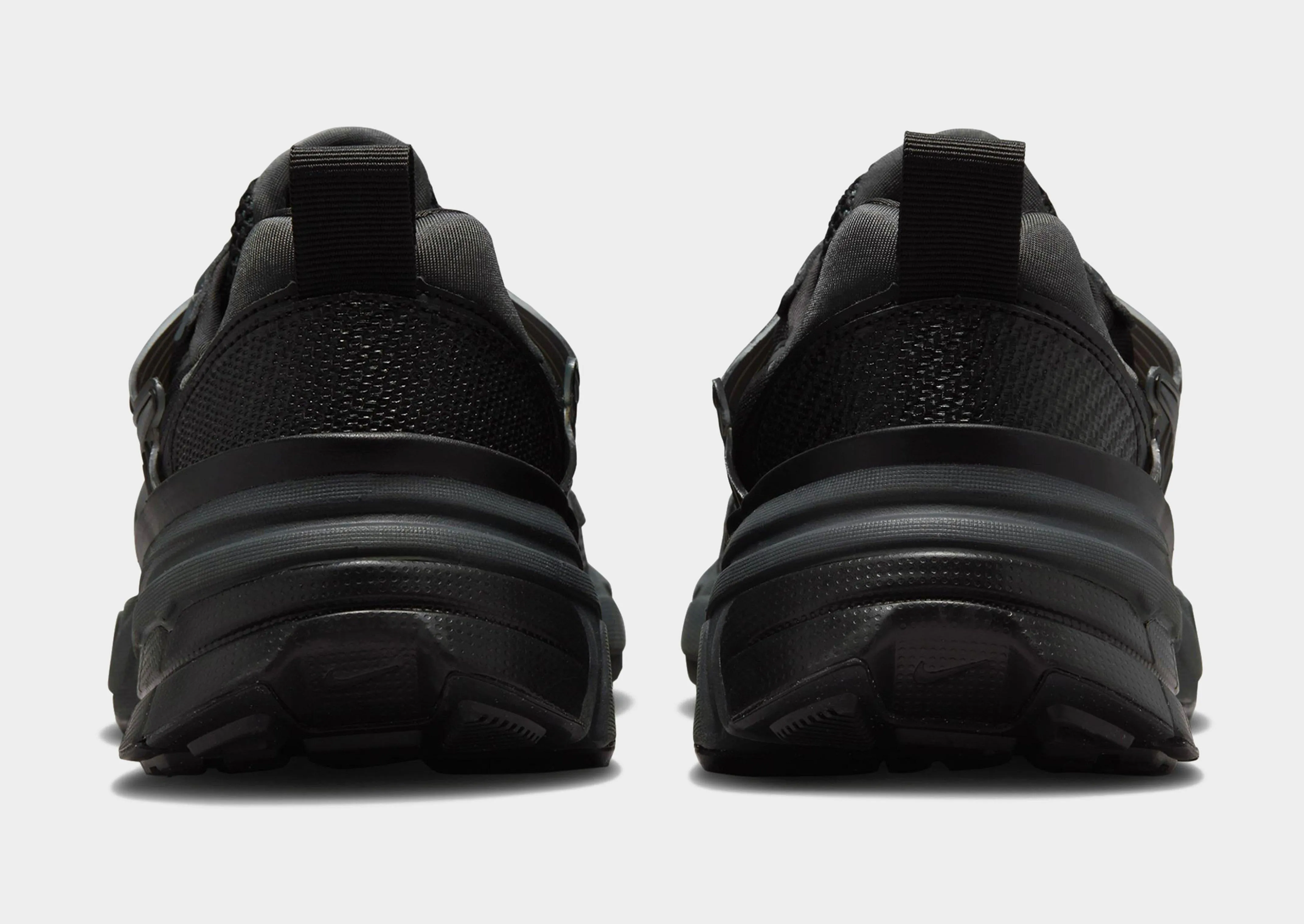 V2K Run Asics Gel Walking Shoe