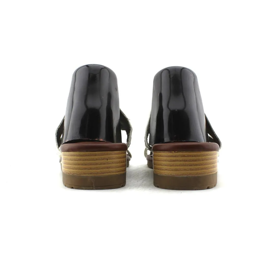 CLIFFS WHITE MOUNTAIN Luxury Pool Slides