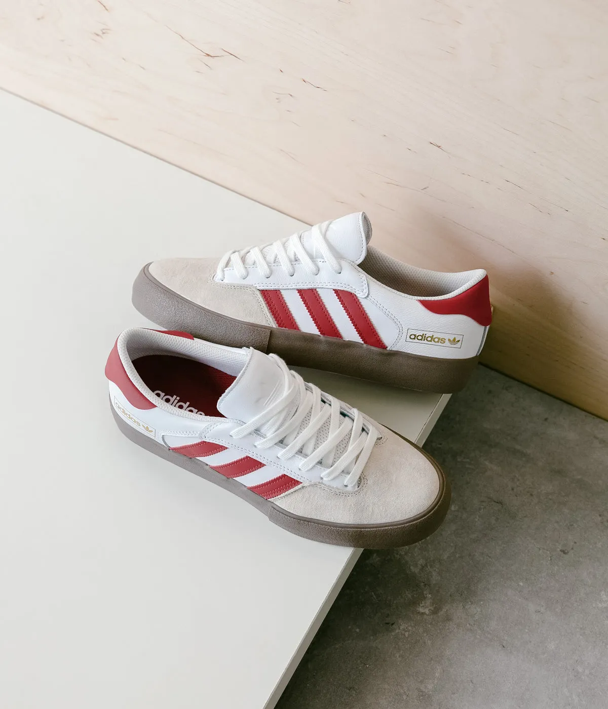 Adidas Lightweight Padel Shoes Adidas Matchbreak Super Shoes - White / Power Red / Gum