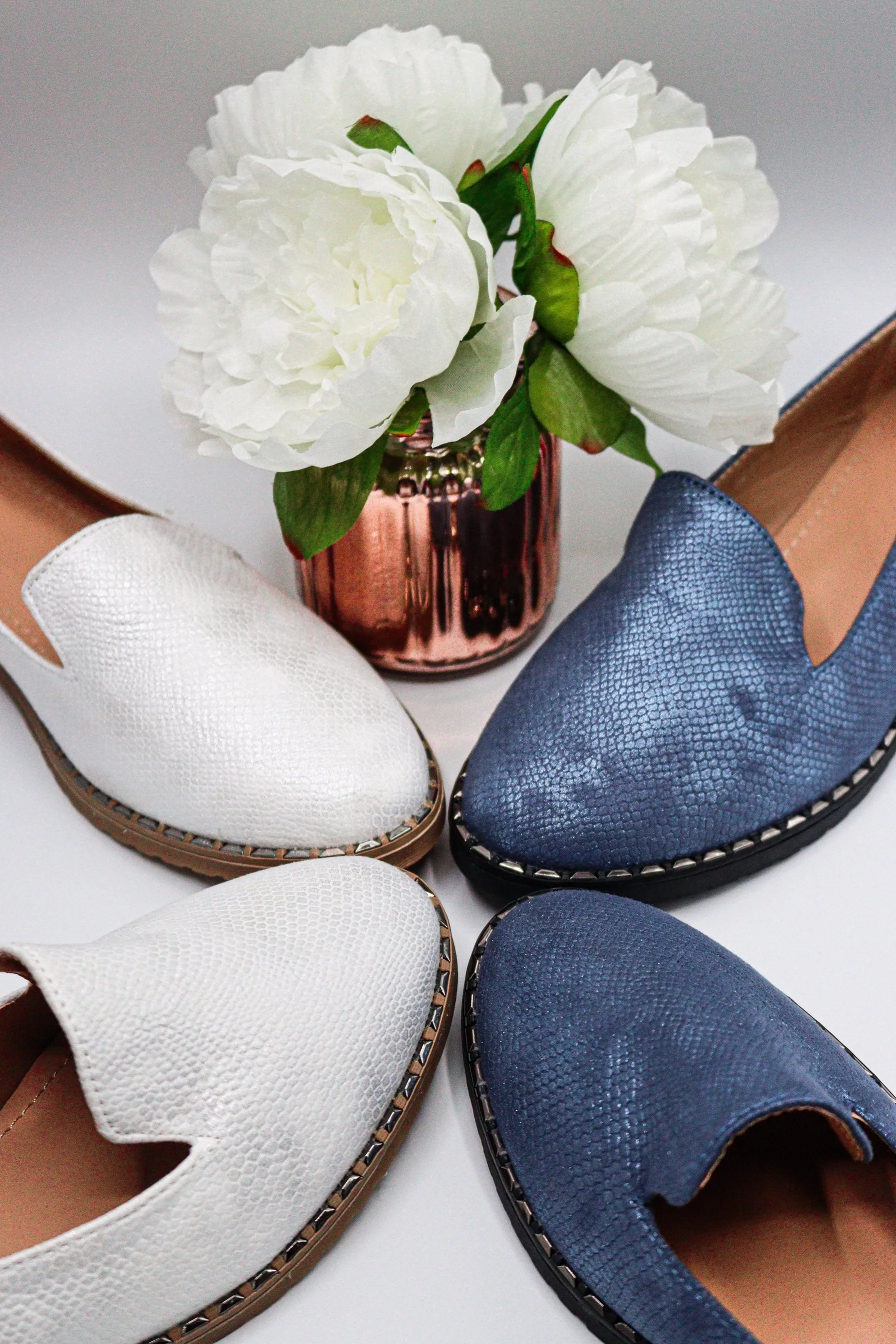 Leather Loafers With Tassels Tory Mock Loafers Shoes (White)