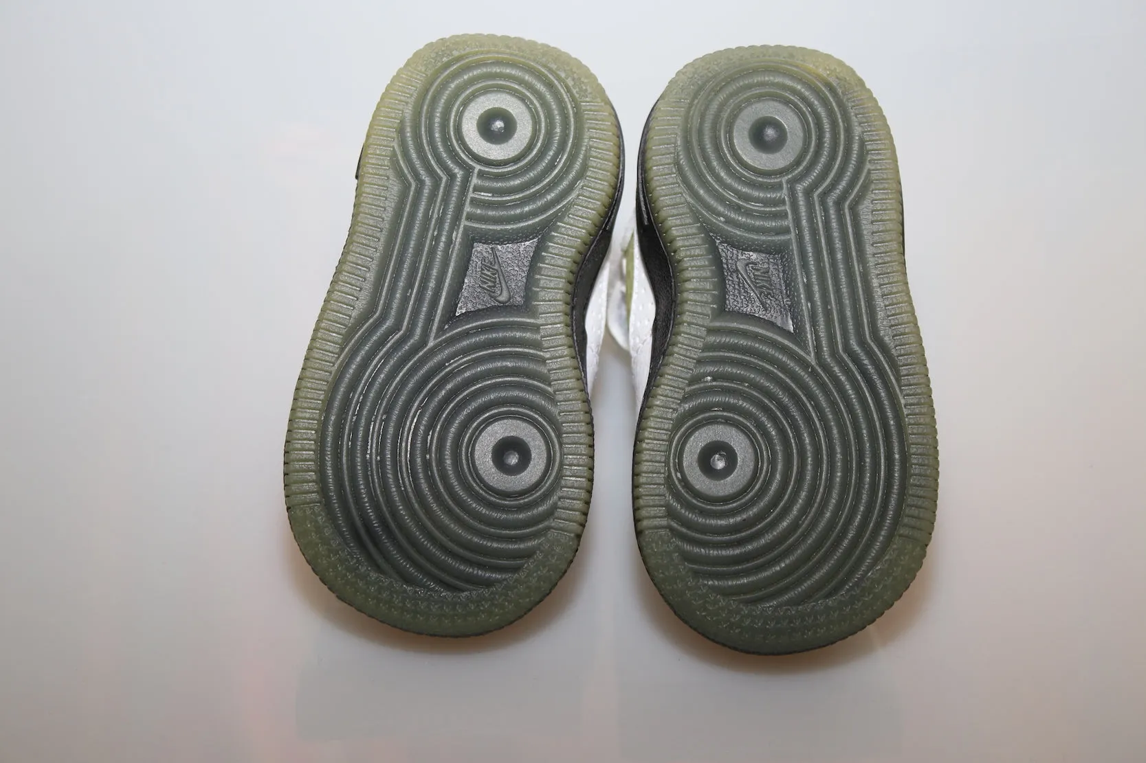 Asics Gel Game 7 Tennis Shoes Air Jordan Force (AJF) 5 Retro