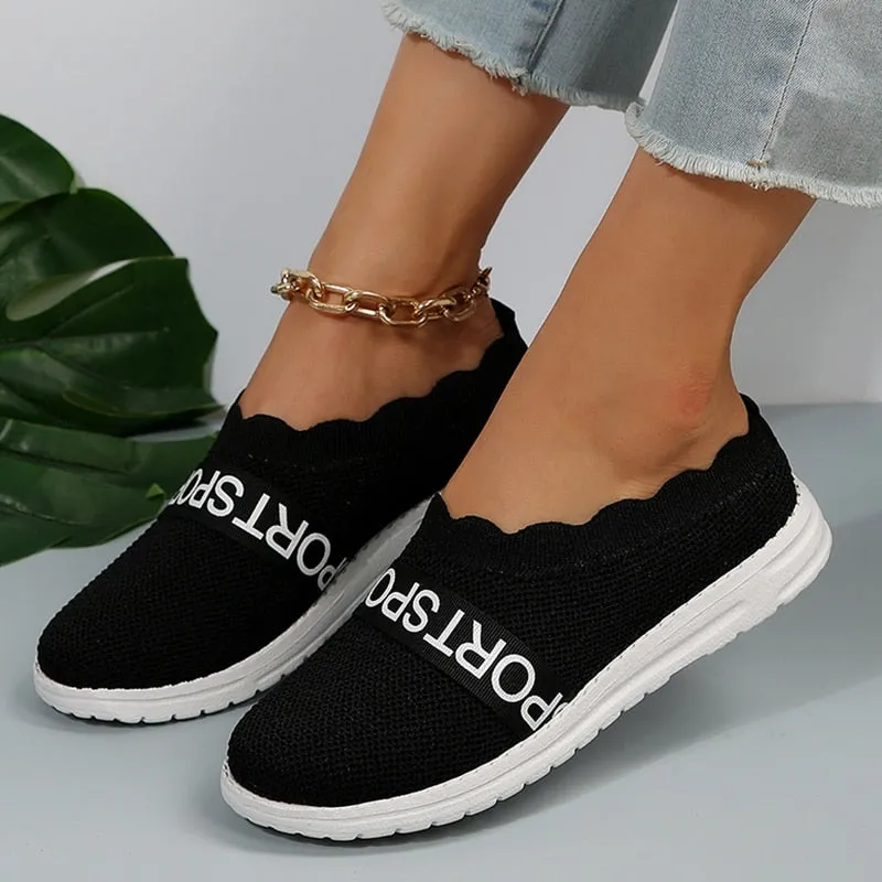Low Top Knit Flat Shoes Women 2023 Autumn Soft Sole Breathable Casual Walking Shoes Woman Plus Size 43 Lightweight Loafers Shoes Light In Loafers Meaning