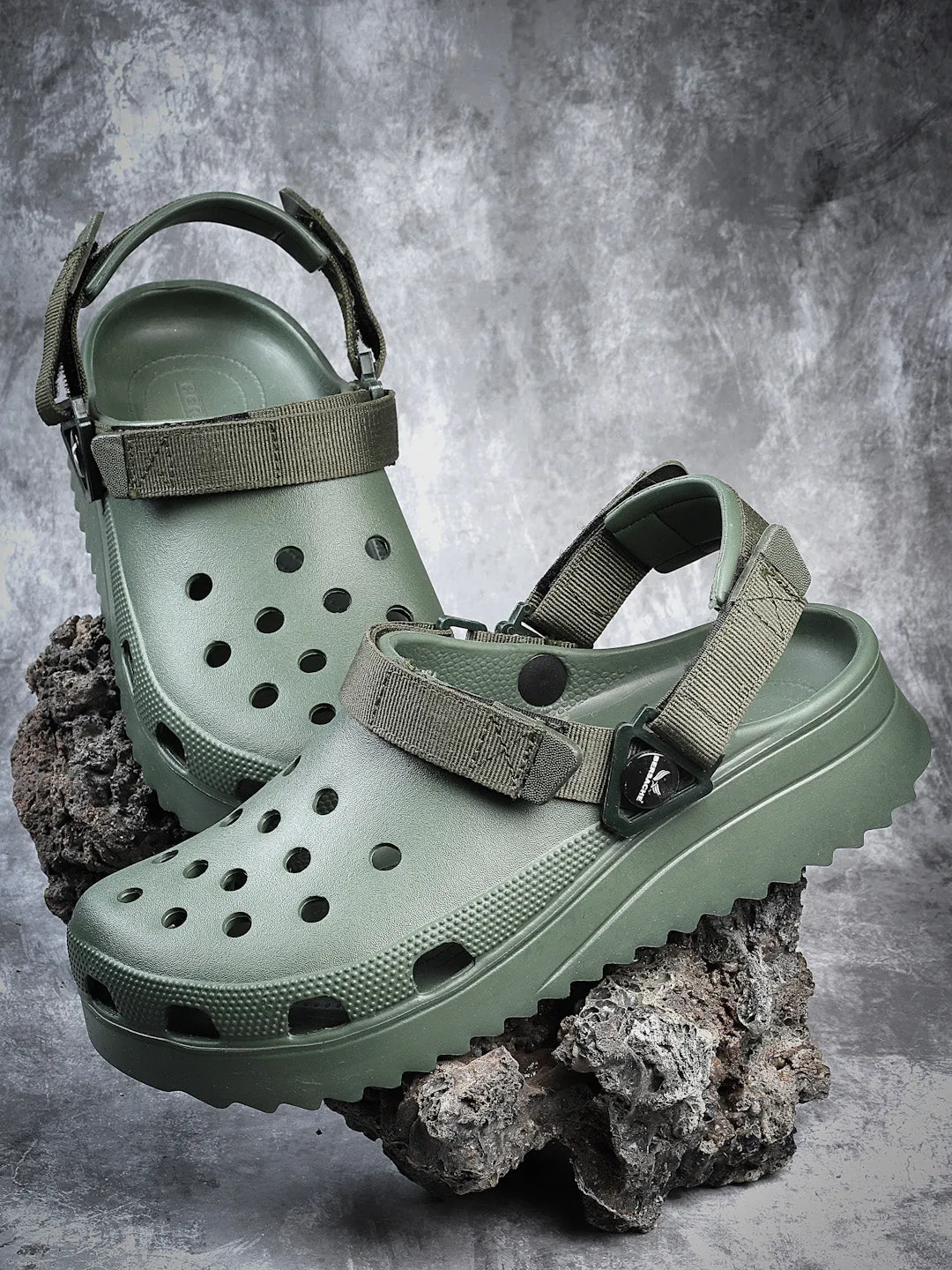 Bersache Extra Soft Classic Casual with  Regular wear with Ultra Soft & Flexibility Technology Flip Flop for Men's & Boy's (6139-Green) Knock Off Ugg Slippers