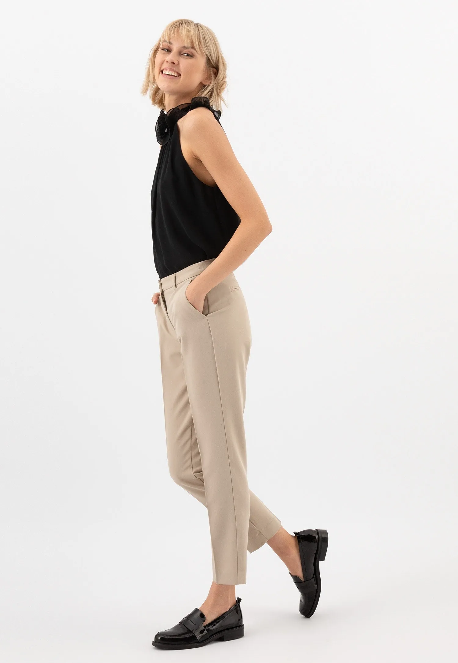 Wojas Black Patent Leather Loafers | 4606931 Boyfriend Jeans And Oxfords