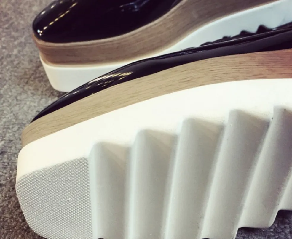 Guicci Loafers Women Casual Leather Lace-Up Loafers Flat Platforms British Style