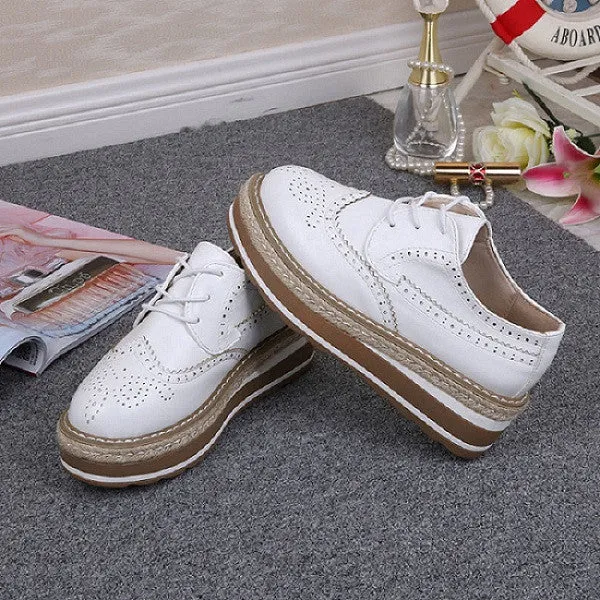 Blazer Mid '77 Casual Shoes Women Creepers Platform Shoes Patent Leather Oxfords Spring Flats Casual Lace-Up Women Brogue Shoes 3D07