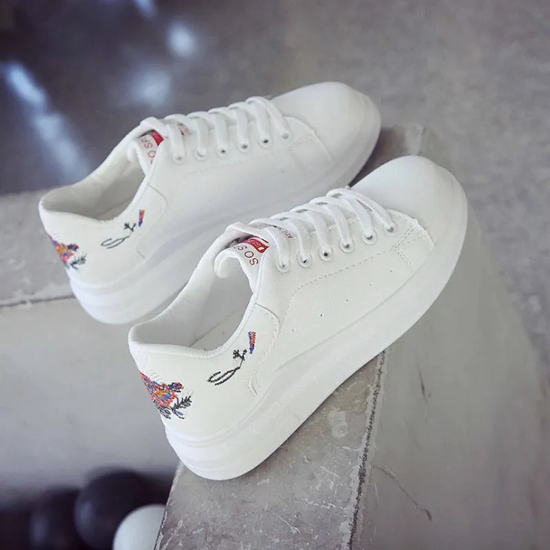 Alden Loafers Sale Women Shoes Fashion Embroidered Breathable Hollow Lace-Up Sneakers