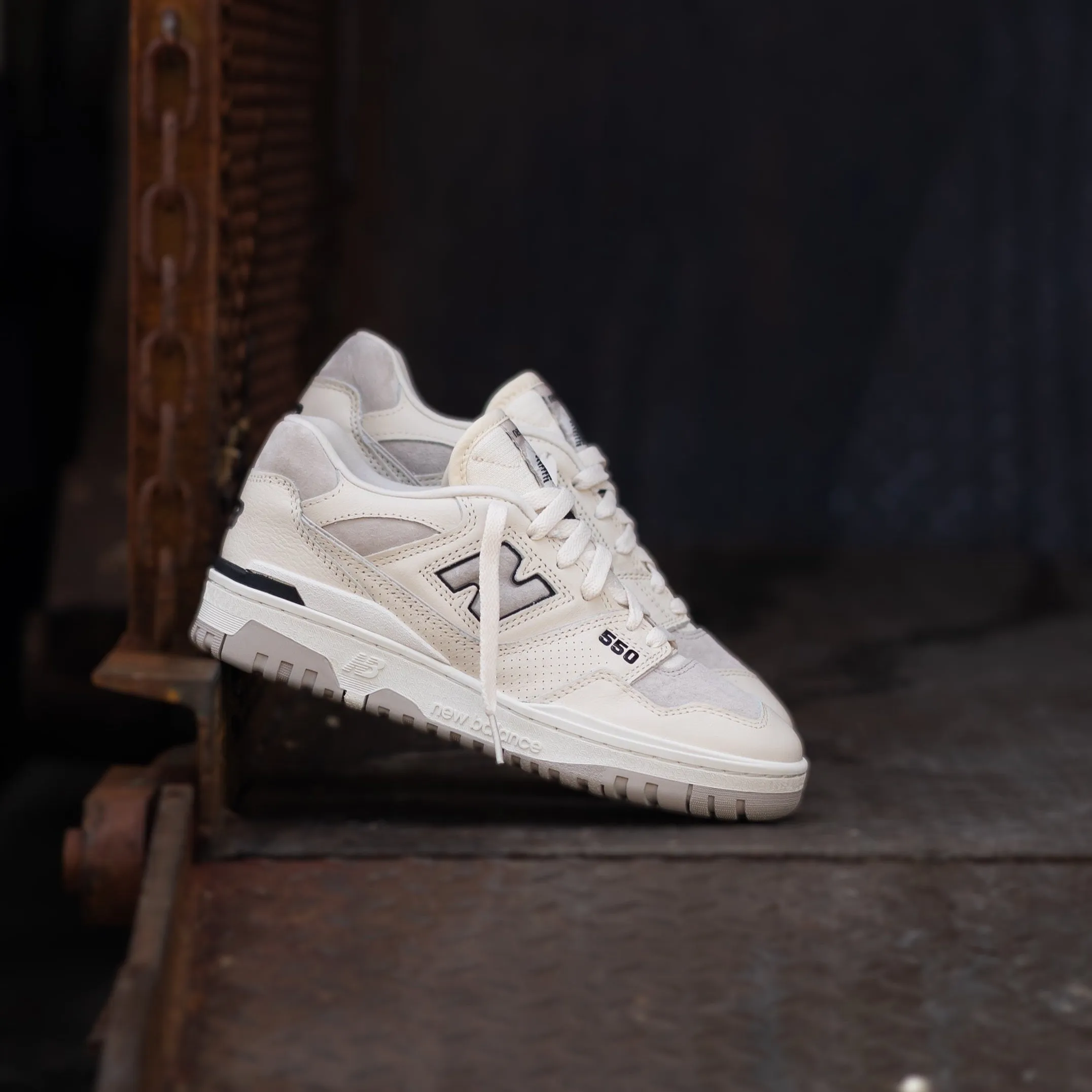 Jjjjound New Balance 990 Women's New Balance 550 (Linen) - BBW550RB