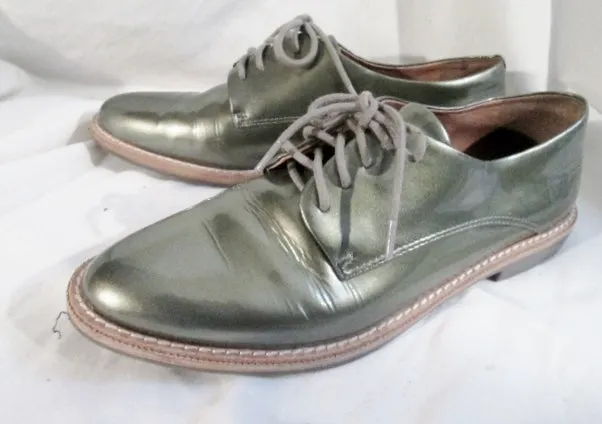 Womens VINCE CAMUTO NILEE Leather SILVER Metallic Loafer SHOE 8 Steampunk PEWTER Flat Wide Feet Loafers