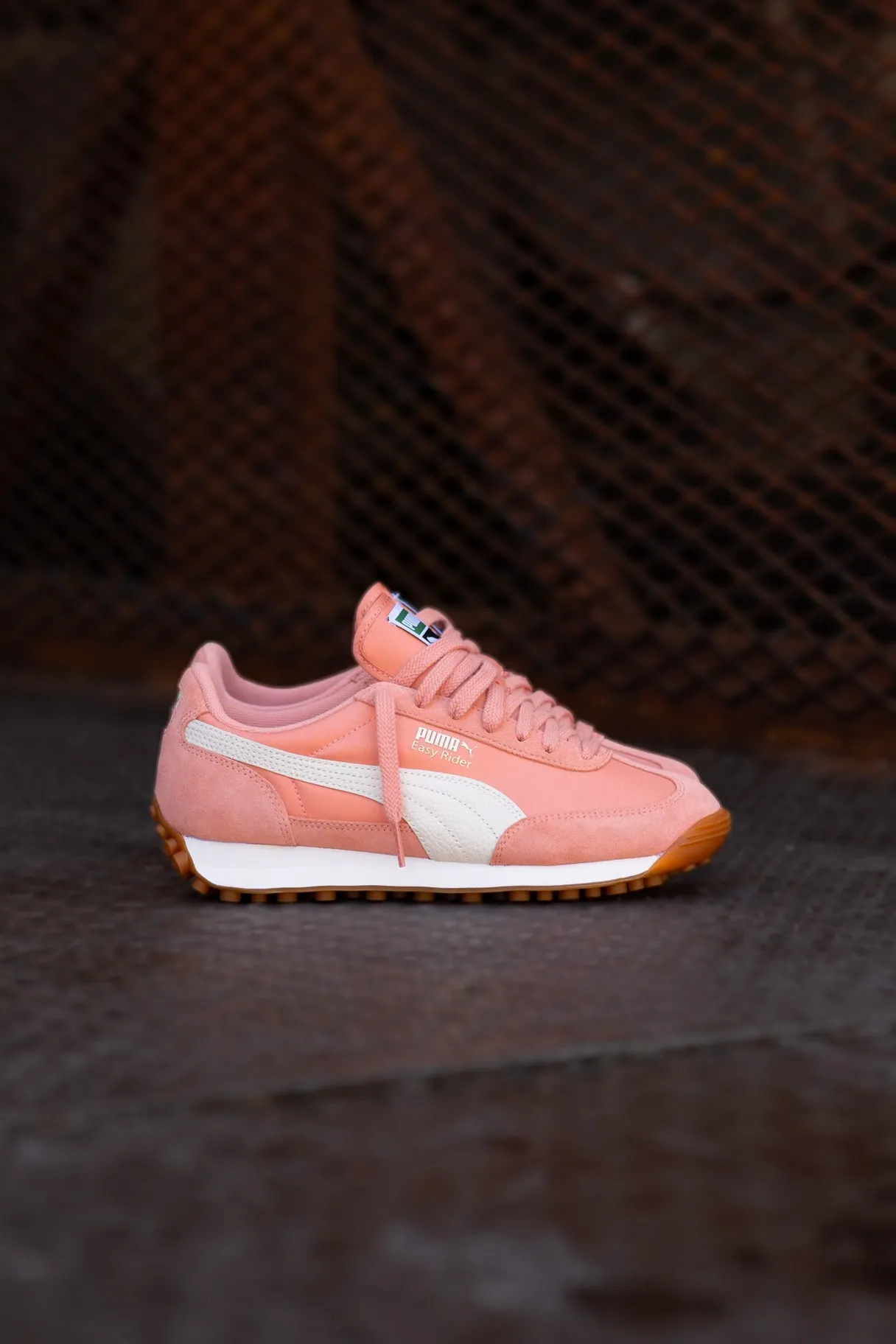 Womens Puma Easy Rider Vintage (Deeva Peach/Alpinesnow/Puma Gold) Asics Shoes Tennis